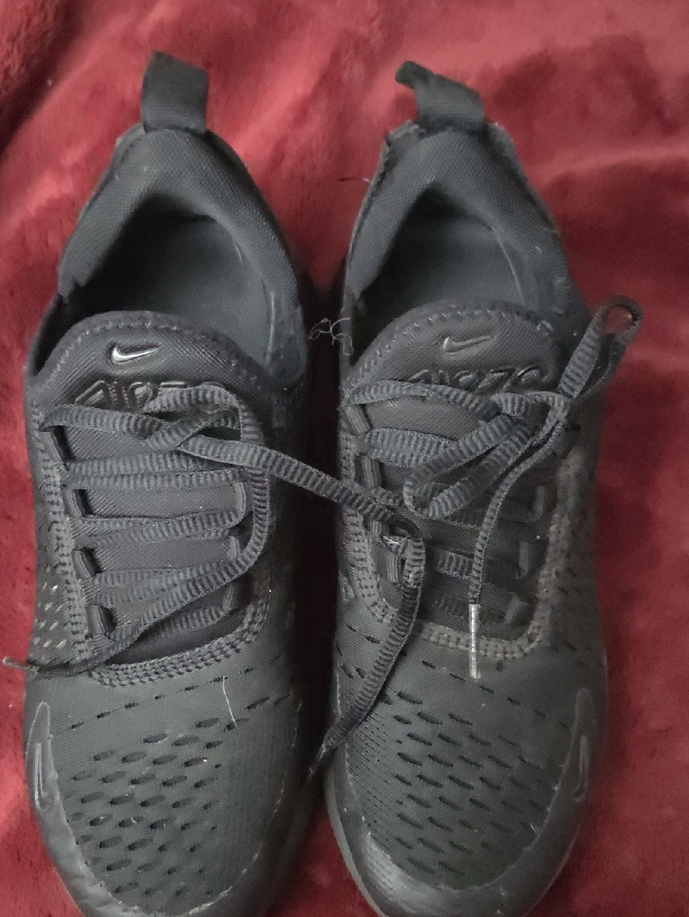 Nike Black Air 270s